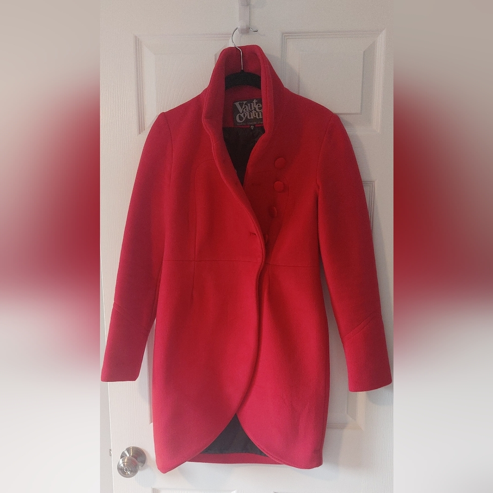 Vaute Couture Vibrant Red Tulip Hem Womens Coat, Size XS